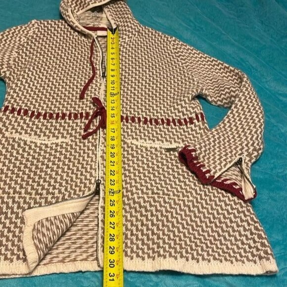 80% Lambswool  Hooded Cardigan Jacket Women's L, w/ Belt &‎ Zip Closure - Picture 4 of 16